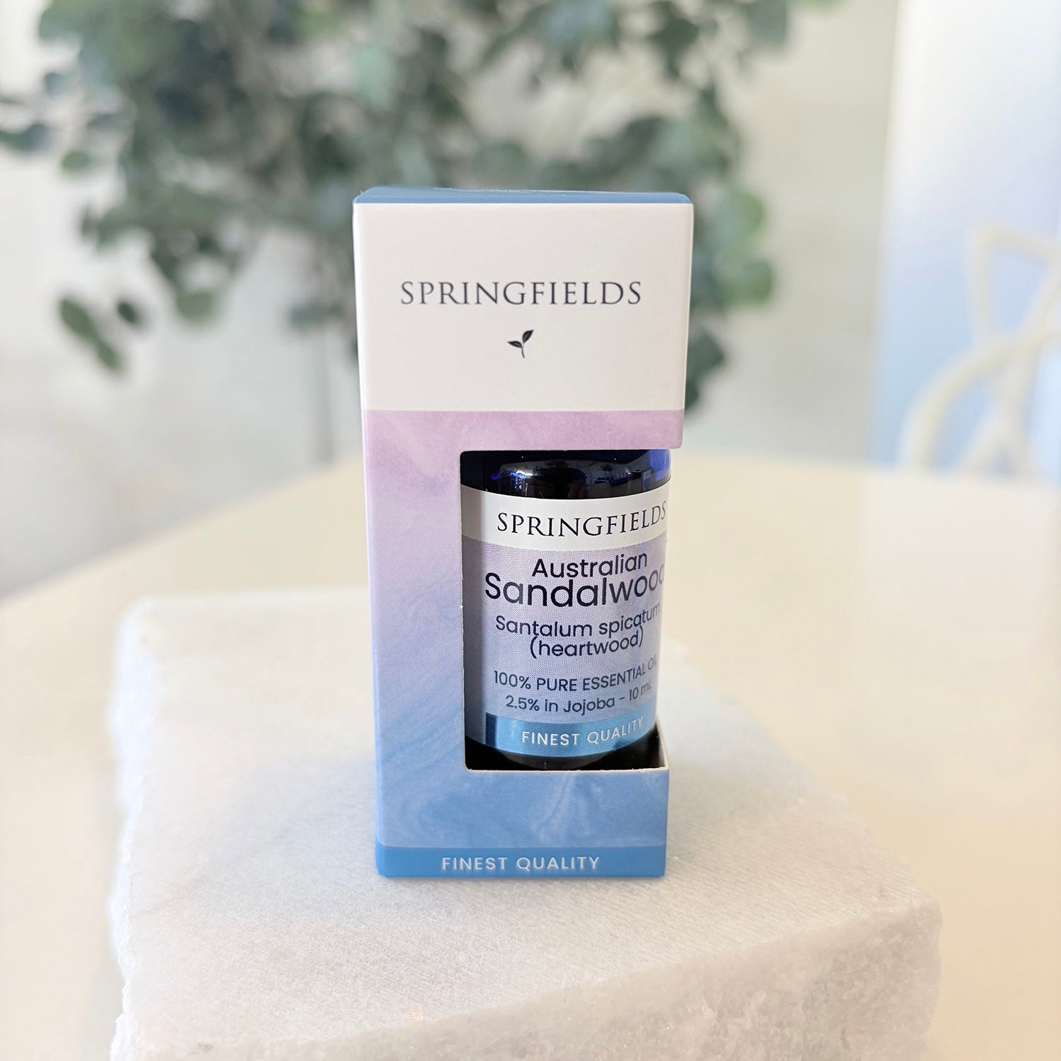 Springfields Sandalwood 2.5% in Jojoba Essential Oil 10ml